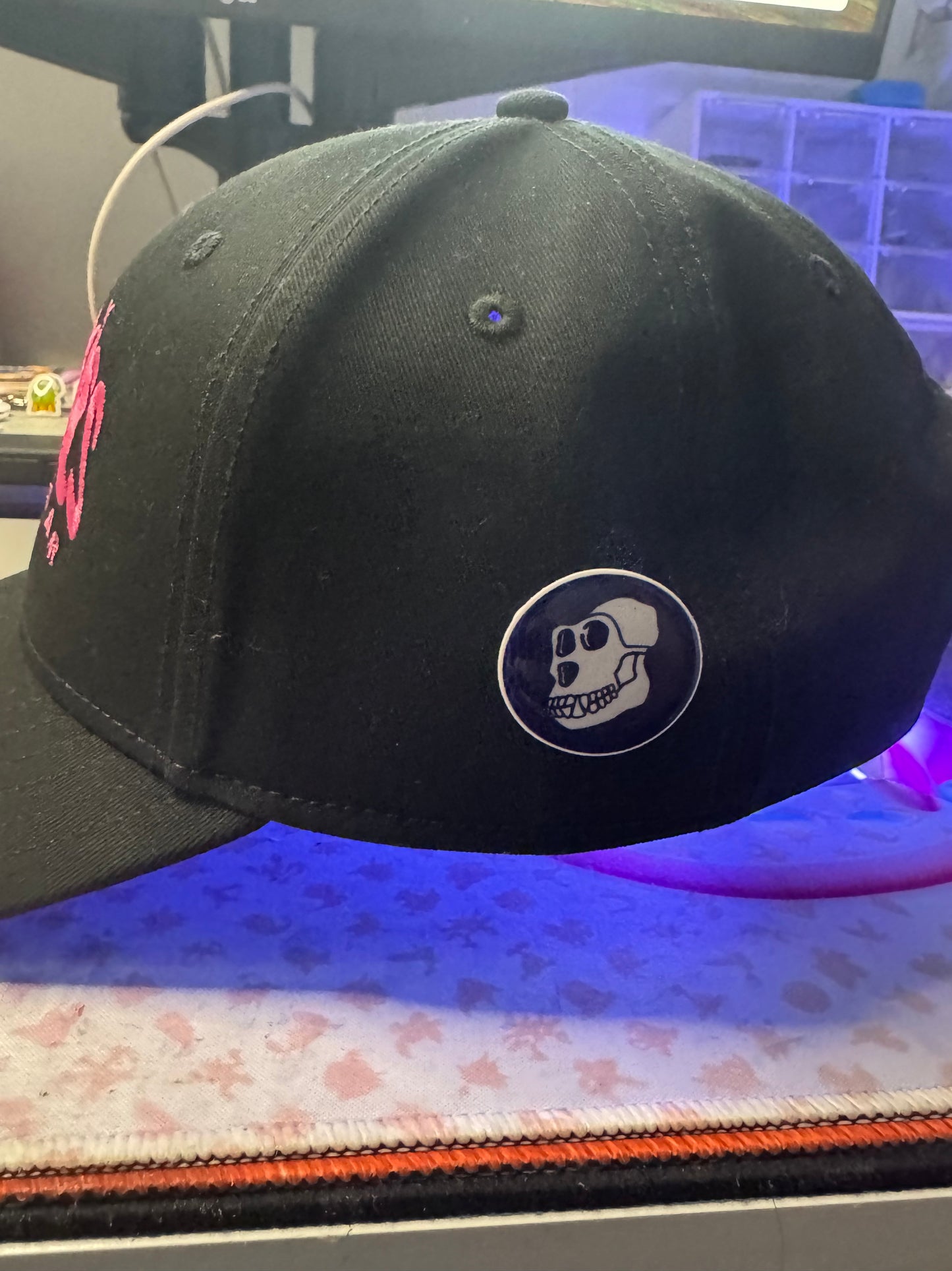 Apecoin Pin