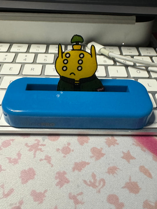 Alien Pin